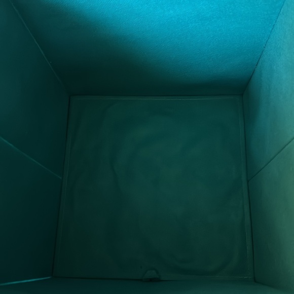 6 Storage Cubes They all match and are the same.  Color is off in pics. - Picture 2 of 4